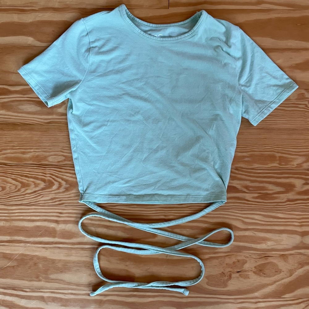 Hollister Tie Tee